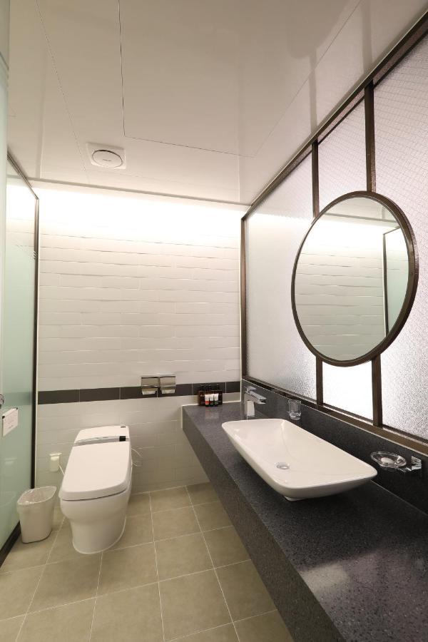 Rest Hotel Gimpo Esterno foto